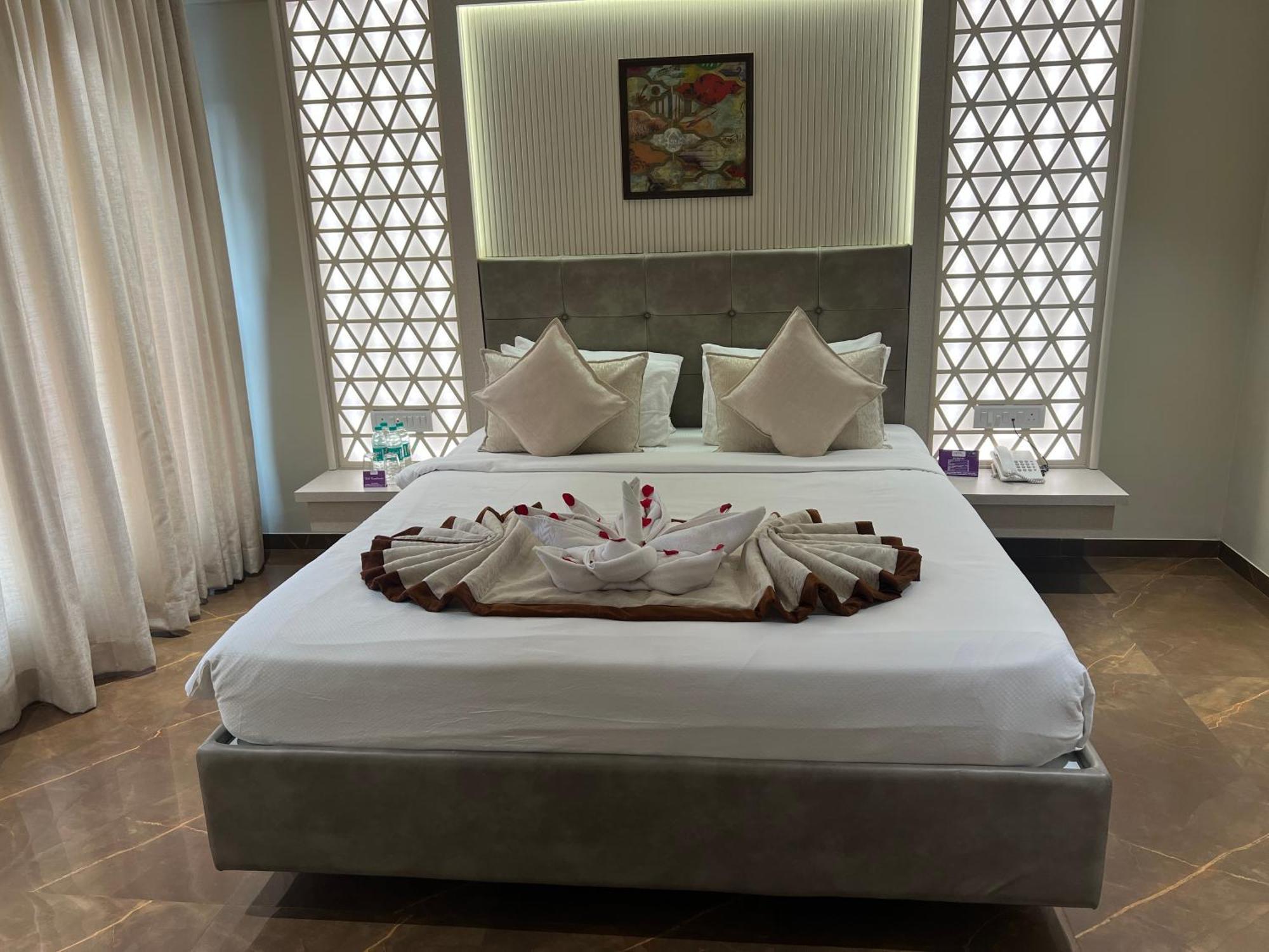 Hotel Vits Shalimar, Ankleshwar Exteriér fotografie