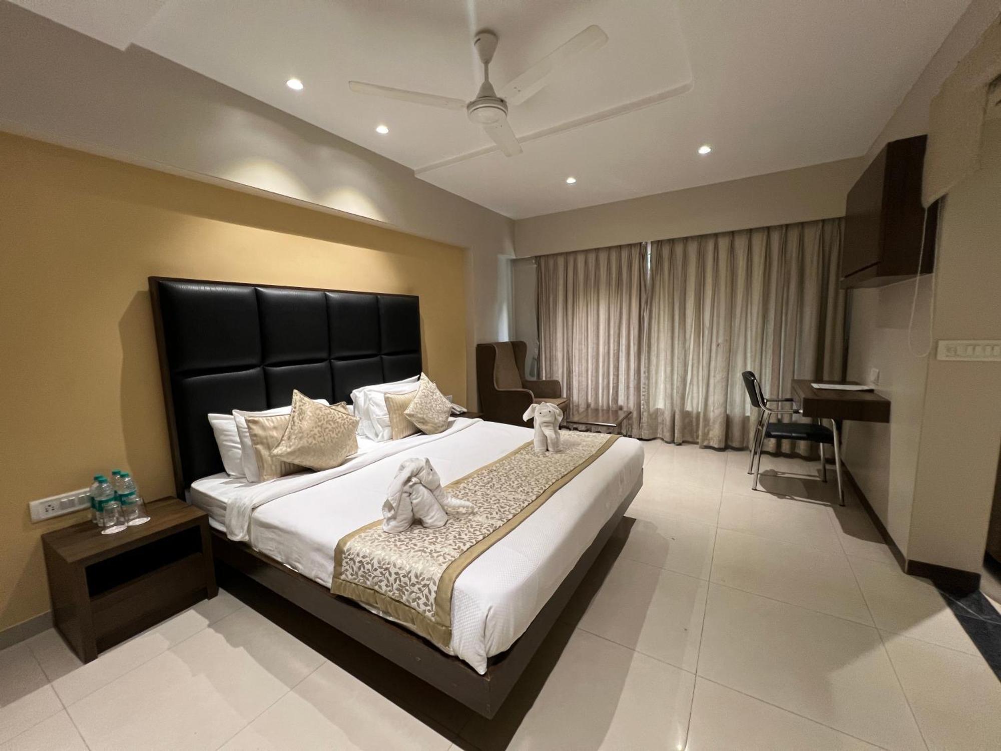 Hotel Vits Shalimar, Ankleshwar Exteriér fotografie