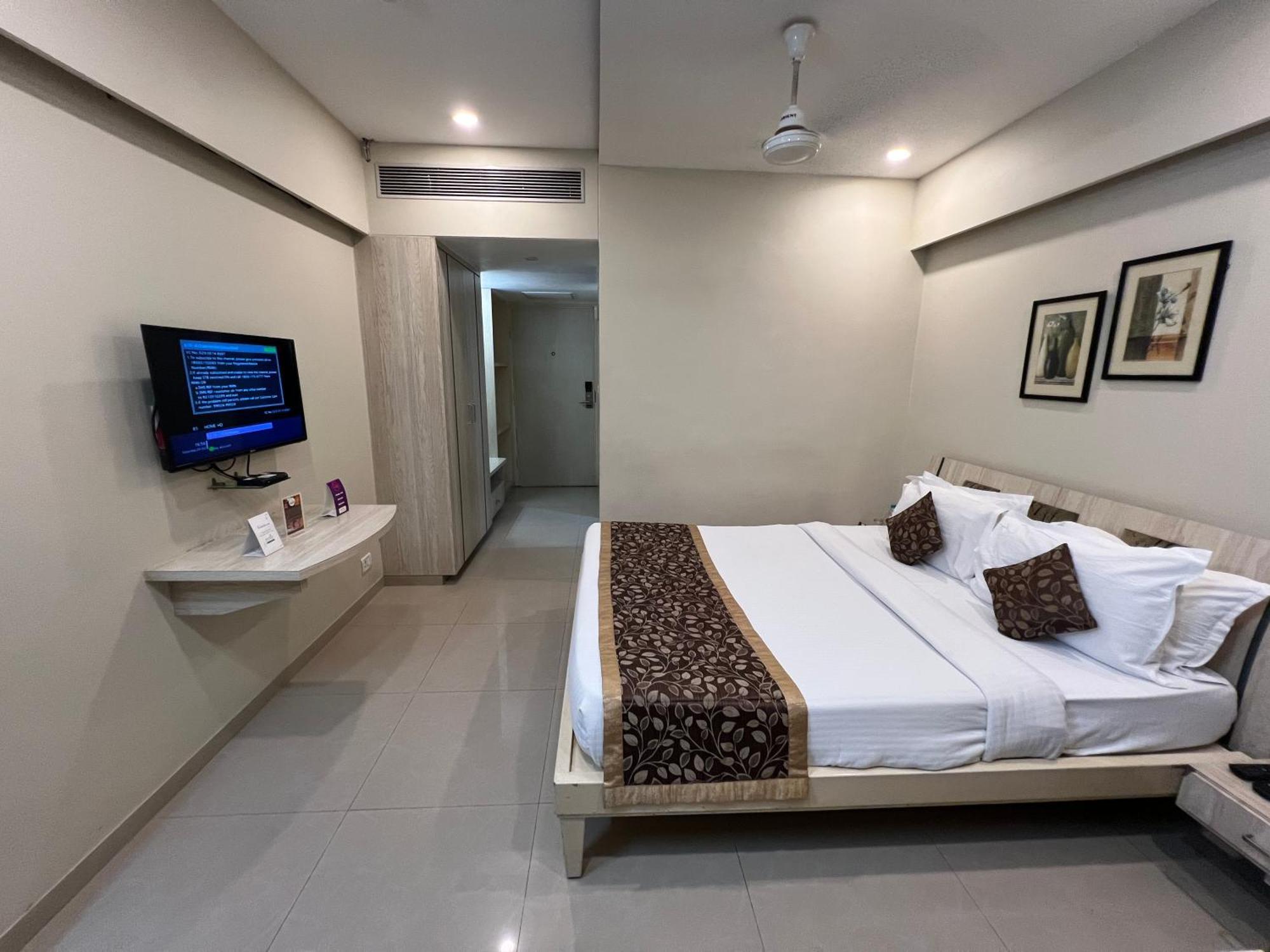 Hotel Vits Shalimar, Ankleshwar Exteriér fotografie