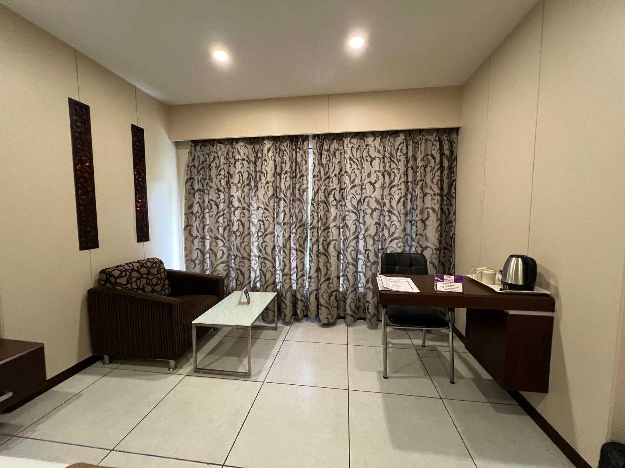 Hotel Vits Shalimar, Ankleshwar Exteriér fotografie
