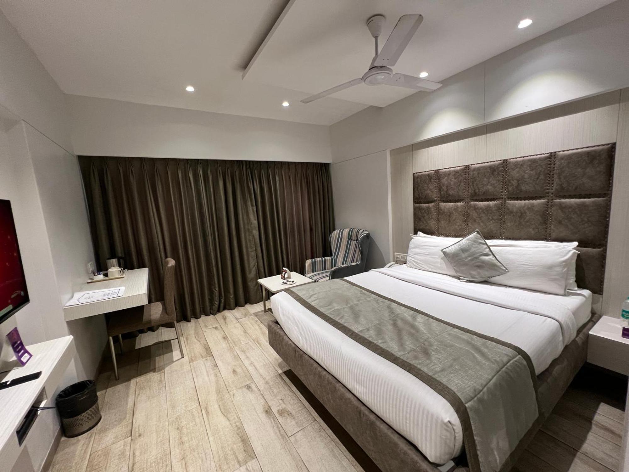 Hotel Vits Shalimar, Ankleshwar Exteriér fotografie